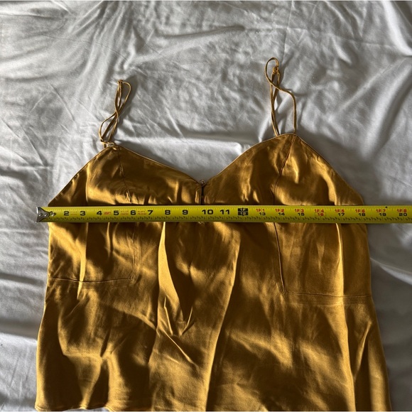 Vintage 90s Victoria’s Secret 100% Silk Camisole Top - Gold Mustard - Picture 3 of 12
